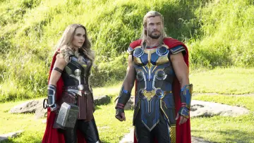 Backdrop to the movie "Thor: Love and Thunder" #1824790