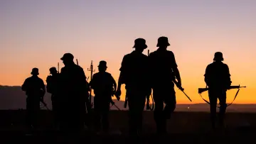 Backdrop to the movie "Moffie" #670449