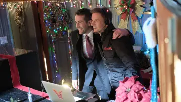 Backdrop to the movie "Christmas at Dollywood" #1870066
