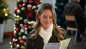 Backdrop to the movie "Picture a Perfect Christmas" #1867624