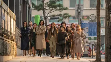 Backdrop to the movie "Samjin Company English Class" #947743