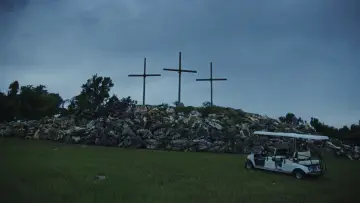 Backdrop to the movie "Some Kind of Heaven" #1889637