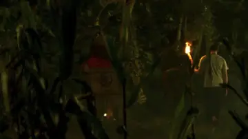 Backdrop to the movie "KKN: Curse of the Dancing Village" #1056533