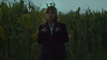 Backdrop to the movie "KKN: Curse of the Dancing Village" #417818