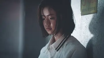 Backdrop to the movie "Portrait of a Family" #1205619