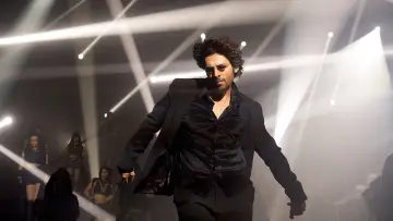 Backdrop to the movie "Bhool Bhulaiyaa 2" #898880