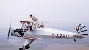 Backdrop to the movie "Ace of Aces" #239952