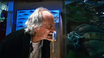 Backdrop to the movie "Piranha 3DD" #317080