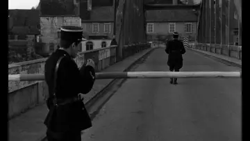Backdrop to the movie "Line of Demarcation" #972899