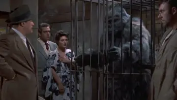 Backdrop to the movie "Gorilla at Large" #1573636