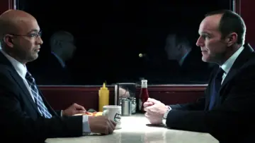 Backdrop to the movie "Marvel One-Shot: The Consultant" #999410