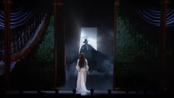 Backdrop to the movie "The Phantom of the Opera at the Royal Albert Hall" #1007919