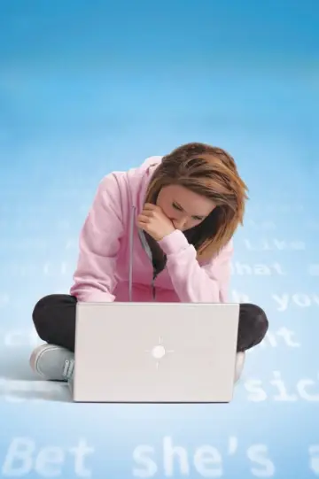 Poster to the movie "Cyberbully" #1001403