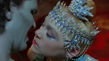 Backdrop to the movie "Salome