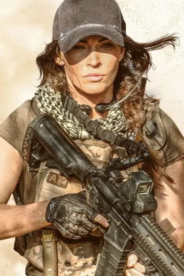 Poster to the movie "Rogue" #904167