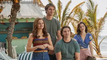 Backdrop to the movie "The Kissing Booth 3" #251612