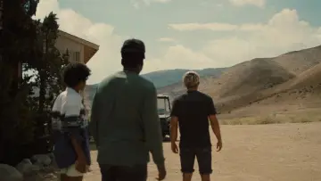 Backdrop to the movie "Nope" #637395