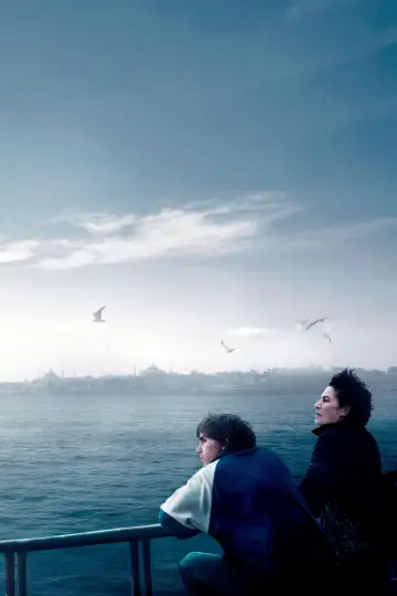 Poster to the movie "Crossing" #641253