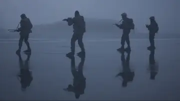 Backdrop to the movie "Black Crab" #300142