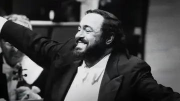Backdrop to the movie "Pavarotti, Birth of a Pop Star" #1807186