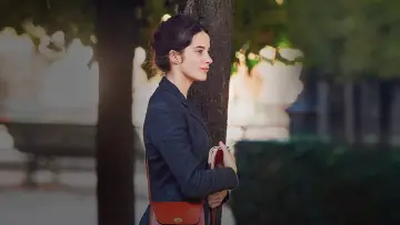 Backdrop to the movie "A Radiant Girl" #1860779
