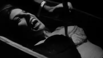 Backdrop to the movie "The Slaughter of the Vampires" #1621643