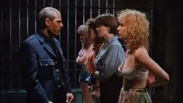 Backdrop to the movie "Prison Heat" #948078
