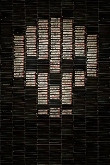 Poster to the movie "V/H/S" #938203