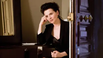 Backdrop to the movie "Elles" #1005737