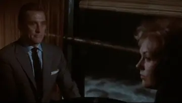 Backdrop to the movie "Strangers When We Meet" #1856203