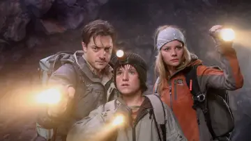 Backdrop to the movie "Journey to the Center of the Earth" #1799286