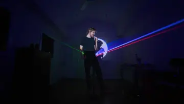 Backdrop to the movie "Bo Burnham: Inside" #1805358
