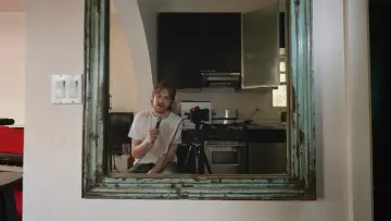 Backdrop to the movie "Bo Burnham: Inside" #1805359