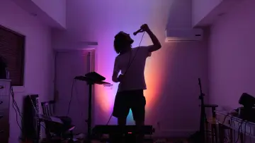 Backdrop to the movie "Bo Burnham: Inside" #1805384