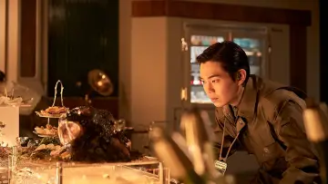 Backdrop to the movie "JUNG_E" #299172