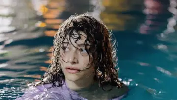 Backdrop to the movie "Pools" #638619