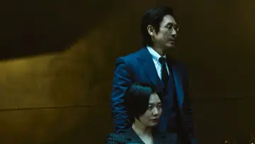 Backdrop to the movie "Kill Boksoon" #253214
