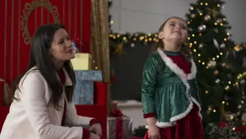 Backdrop to the movie "The Picture of Christmas" #1852857