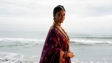 Backdrop to the movie "Ponniyin Selvan: Part II" #399201