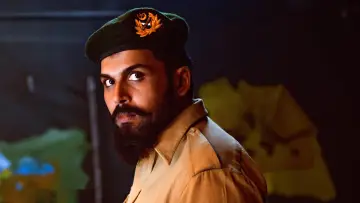 Backdrop to the movie "Sardar" #1635488