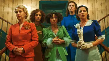 Backdrop to the movie "7 Women and a Murder" #1054080