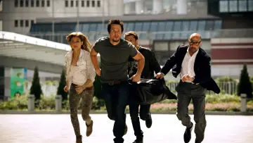 Backdrop to the movie "Transformers: Age of Extinction" #1723848
