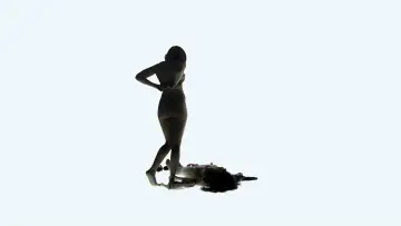 Backdrop to the movie "Under the Skin" #1231628
