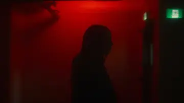 Backdrop to the movie "Red Rooms" #758859