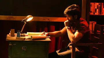 Backdrop to the movie "Vaathi" #1094872