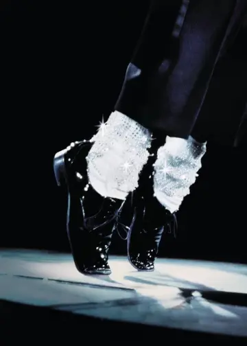 Poster to the movie "Michael" #814588