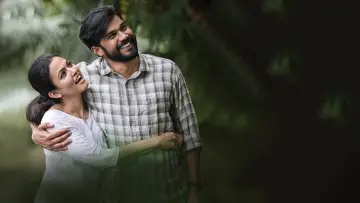 Backdrop to the movie "Priyan Ottathilaanu" #1149276