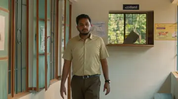 Backdrop to the movie "Palthu Janwar" #1147928