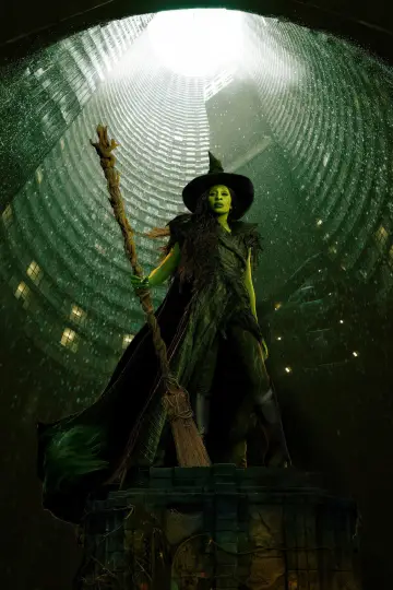 Poster to the movie "Wicked Part Two" #515983