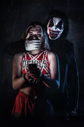 Poster to the movie "Deinfluencer" #1085285